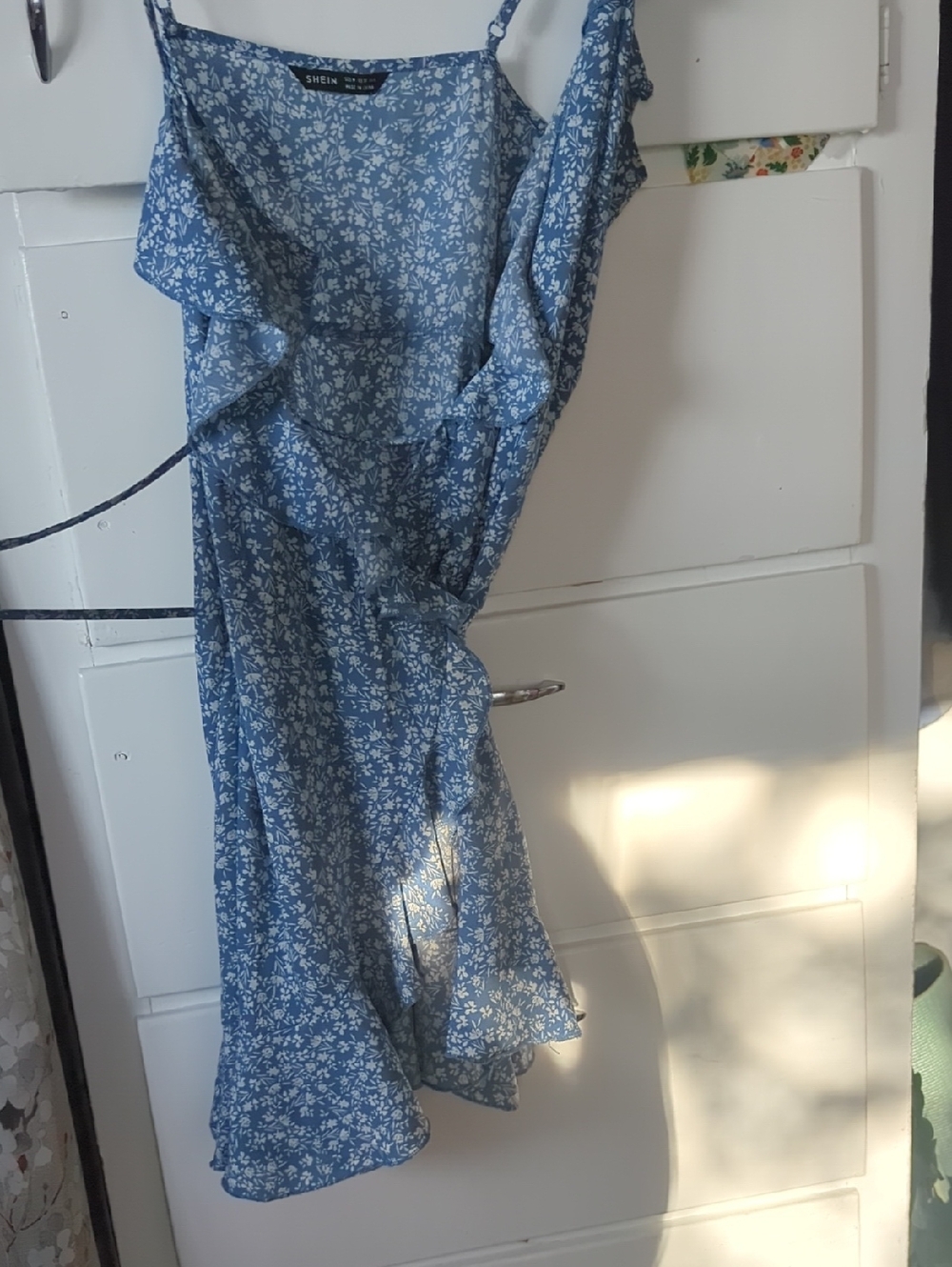 SHEIN Blue Floral Ruffle Wrap Dress